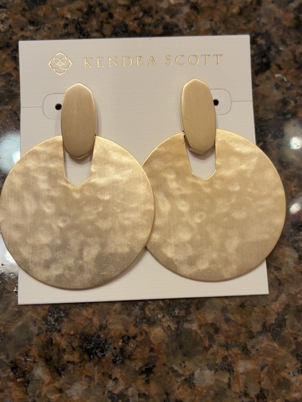 Kendra Scott Matte Gold Hammered Round Drop Earrings